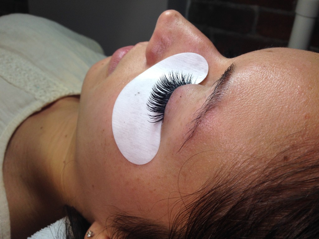 Lashes NJ extensions