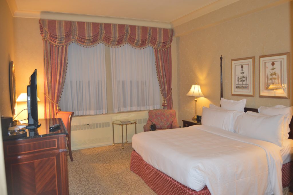 waldorf-new-york-hotel-room